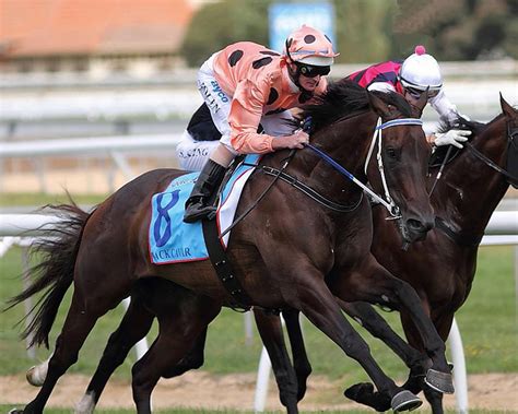 bbc horse racing calendar|Black Caviar .